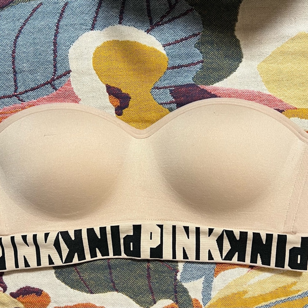 Victoria’s Secret Pink Strapless Bra Small S Light Push-up Comfy Sexy